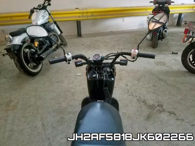 JH2AF5818JK602266_5.webp