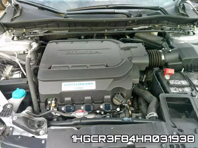 1HGCR3F84HA031938_7.webp
