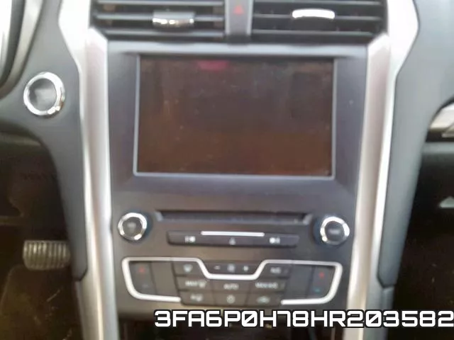 3FA6P0H78HR203582_9.webp