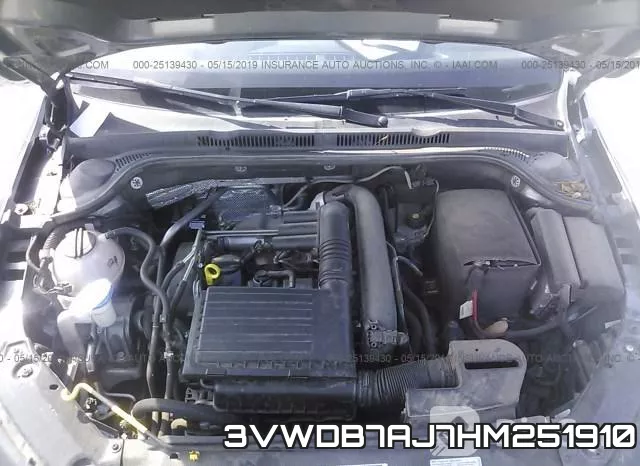 3VWDB7AJ7HM251910_10.webp