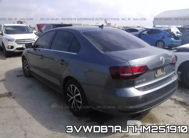 3VWDB7AJ7HM251910_3.webp