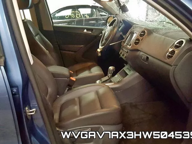 WVGAV7AX3HW504539_5.webp