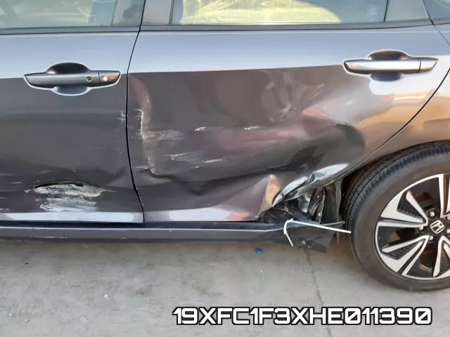 19XFC1F3XHE011390_9.webp