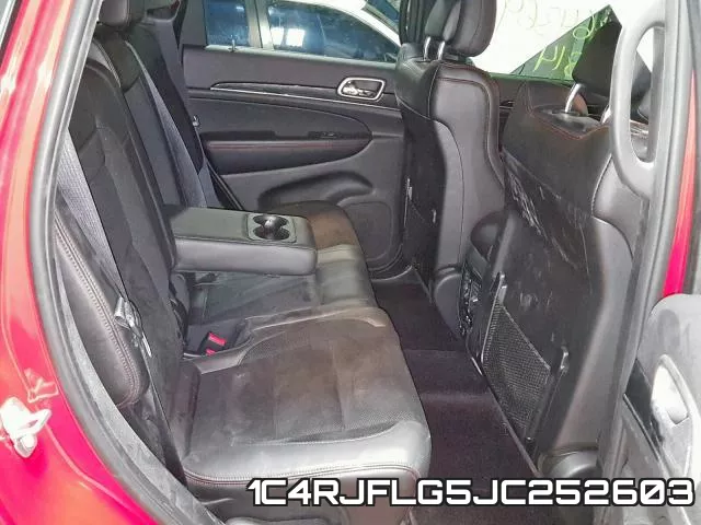 1C4RJFLG5JC252603_6.webp