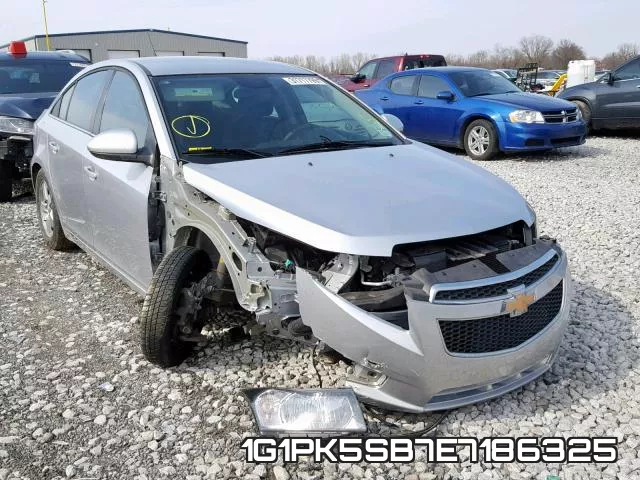 1G1PK5SB7E7186325