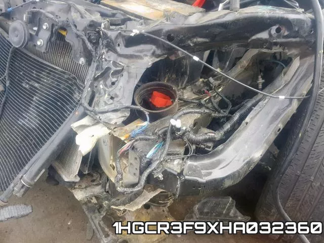 1HGCR3F9XHA032360_9.webp