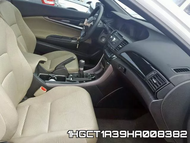 1HGCT1A39HA008382_5.webp