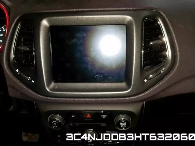 3C4NJDDB3HT632060_9.webp