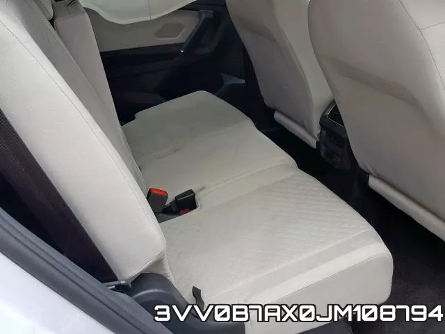 3VV0B7AX0JM108794_6.webp