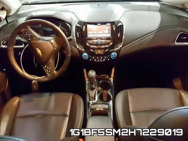 1G1BF5SM2H7229019_10.webp