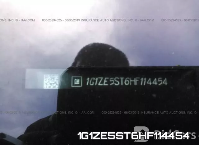 1G1ZE5ST6HF114454_9.webp