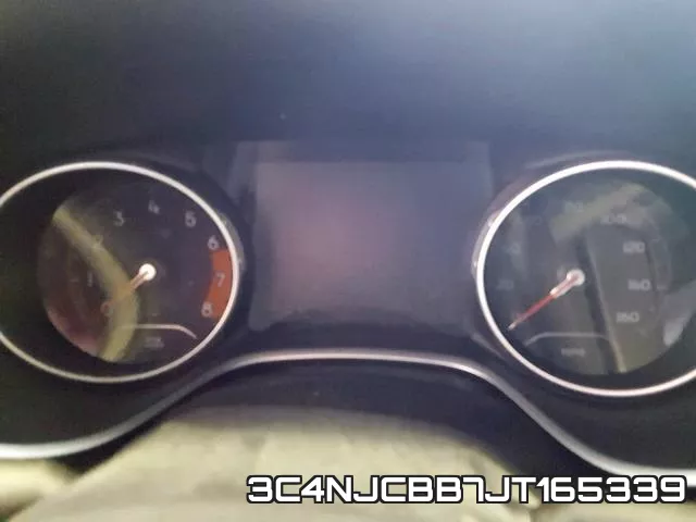 3C4NJCBB7JT165339_8.webp