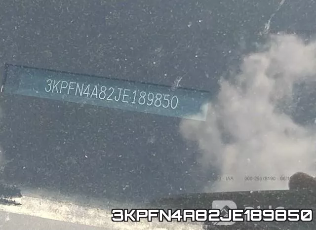 3KPFN4A82JE189850_9.webp