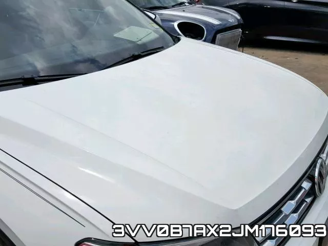 3VV0B7AX2JM176093_9.webp