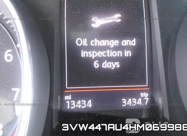3VW447AU4HM069988_7.webp
