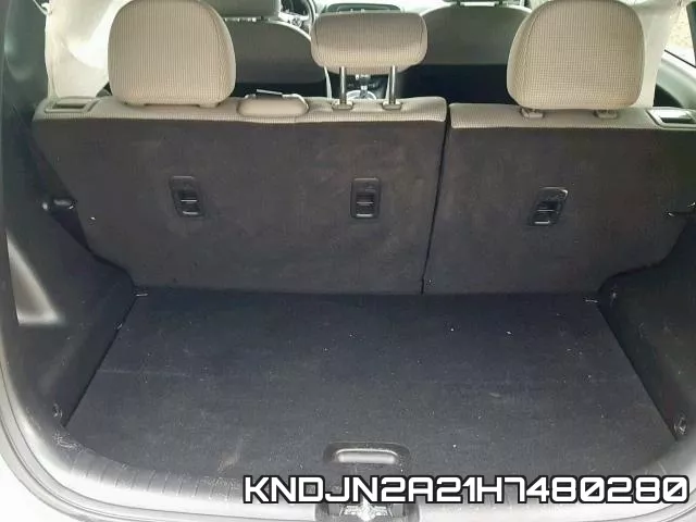 KNDJN2A21H7480280_9.webp