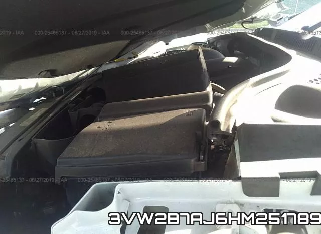 3VW2B7AJ6HM251789_10.webp