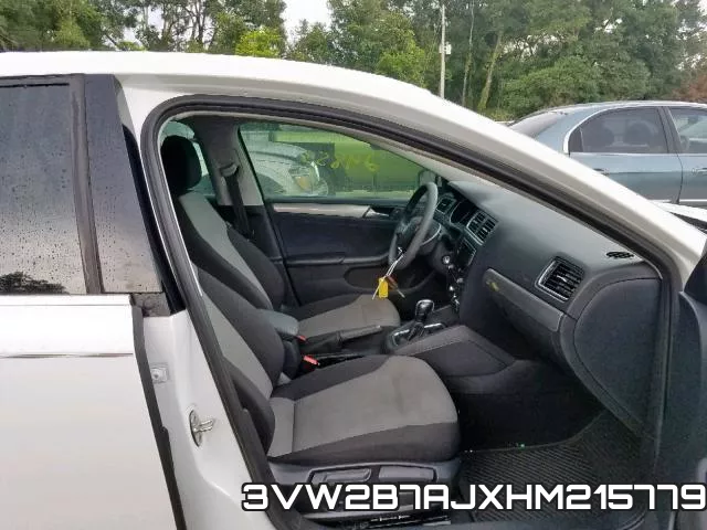 3VW2B7AJXHM215779_5.webp