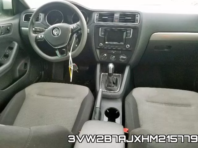 3VW2B7AJXHM215779_9.webp