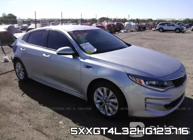 5XXGT4L32HG123716_1.webp