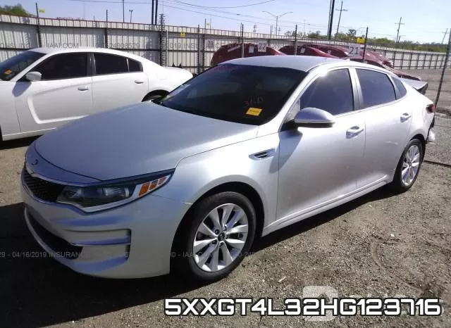 5XXGT4L32HG123716_2.webp
