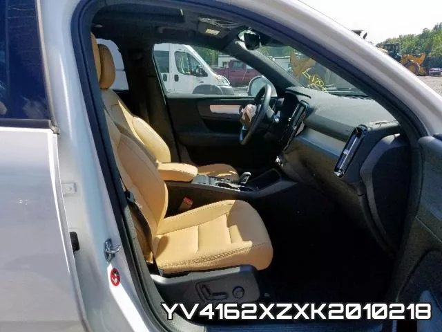 YV4162XZXK2010218_5.webp