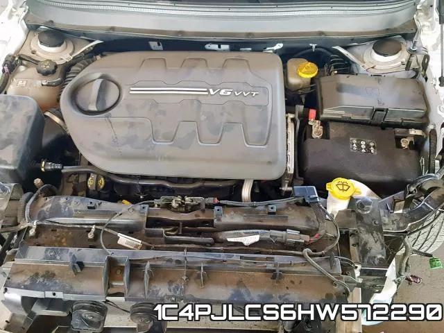 1C4PJLCS6HW572290_7.webp