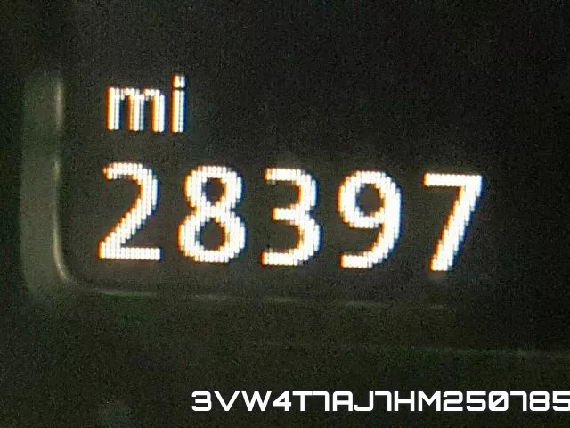 3VW4T7AJ7HM250785_8.webp