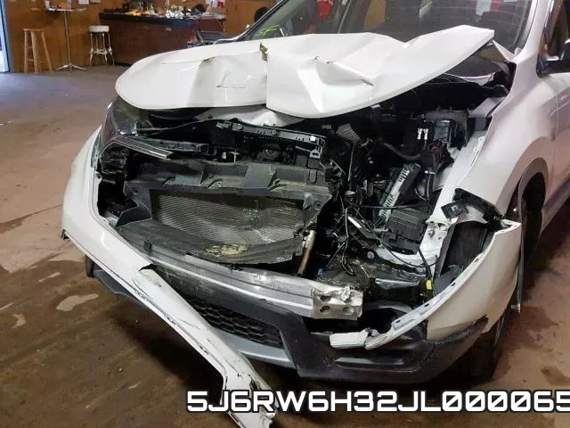 5J6RW6H32JL000065_9.webp