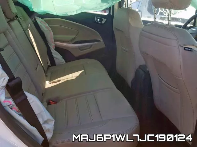 MAJ6P1WL7JC190124_6.webp