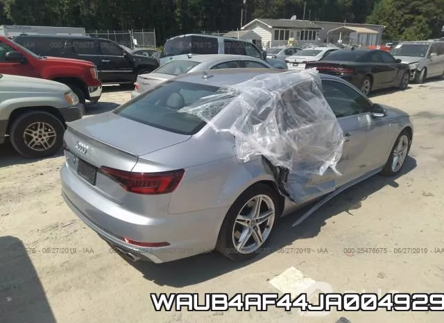 WAUB4AF44JA004929_4.webp