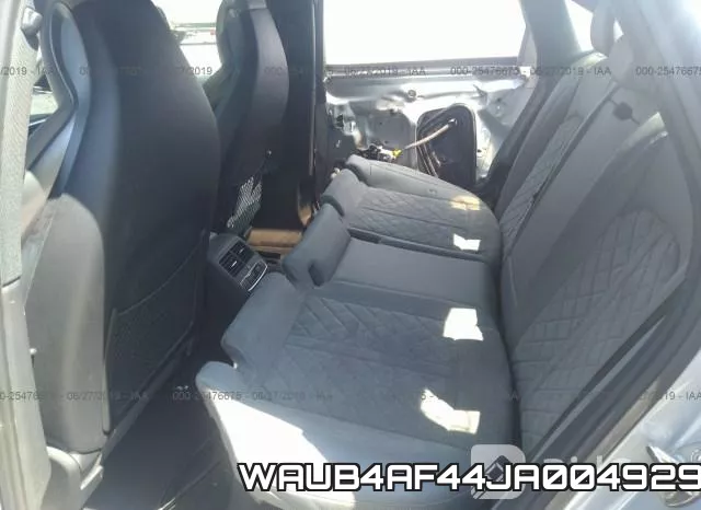 WAUB4AF44JA004929_8.webp