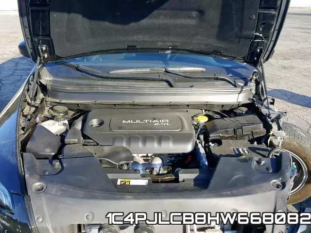 1C4PJLCB8HW668082_7.webp