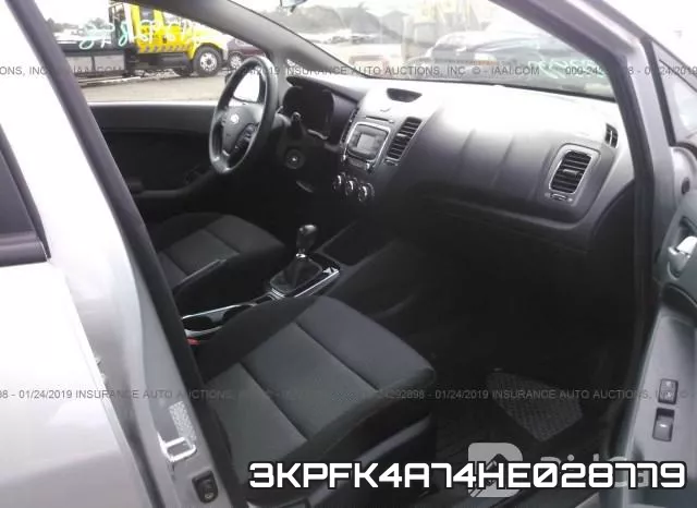 3KPFK4A74HE028779_5.webp