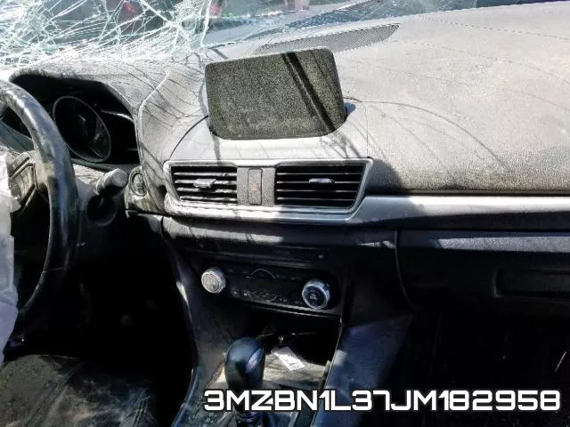 3MZBN1L37JM182958_9.webp