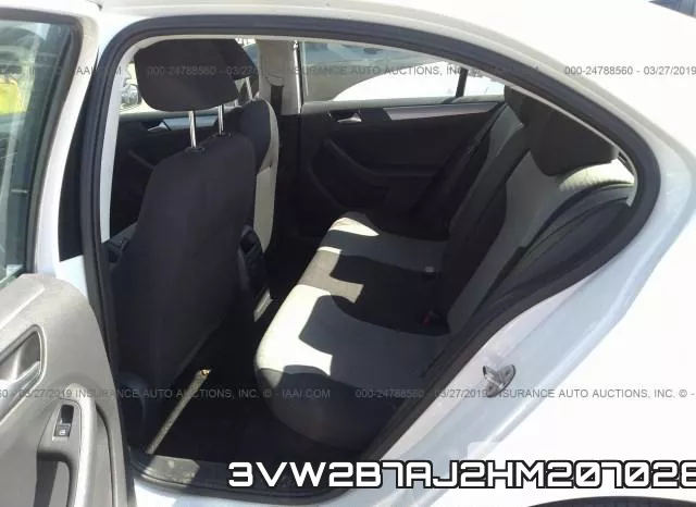 3VW2B7AJ2HM207028_8.webp
