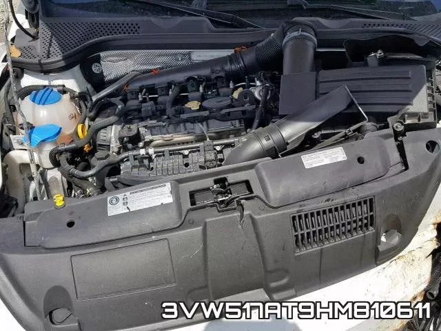 3VW517AT9HM810611_7.webp