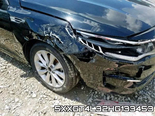 5XXGT4L32HG133453_9.webp