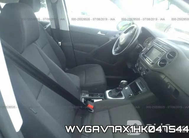 WVGAV7AX1HK047544_5.webp