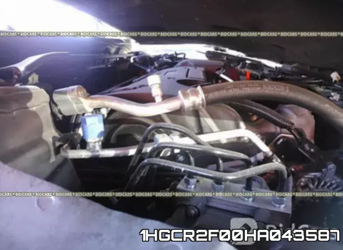 1HGCR2F00HA043587_10.webp