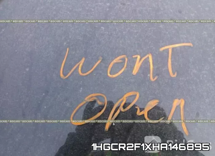 1HGCR2F1XHA146895_10.webp