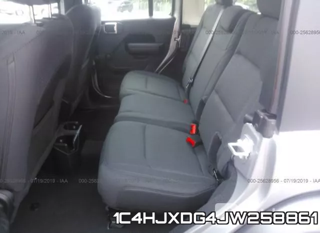 1C4HJXDG4JW258861_8.webp