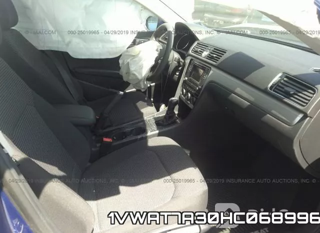 1VWAT7A30HC068996