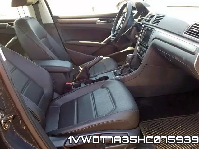 1VWDT7A35HC075939_5.webp