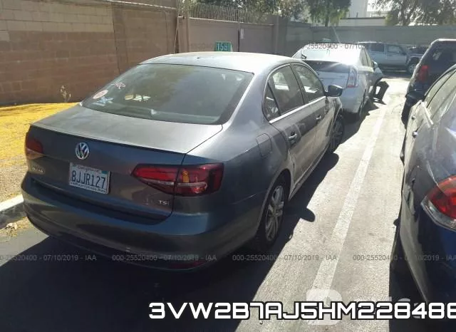 3VW2B7AJ5HM228486_4.webp