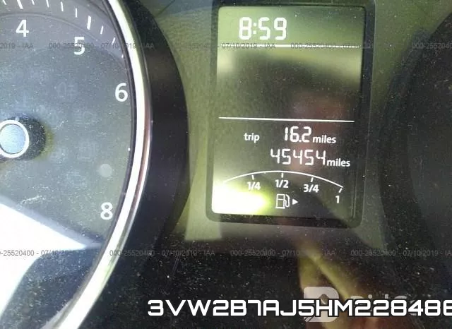 3VW2B7AJ5HM228486_7.webp