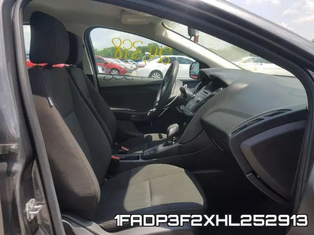 1FADP3F2XHL252913_5.webp