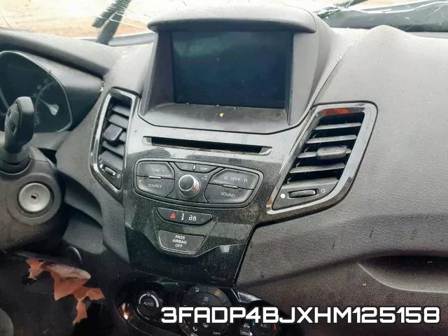 3FADP4BJXHM125158_10.webp