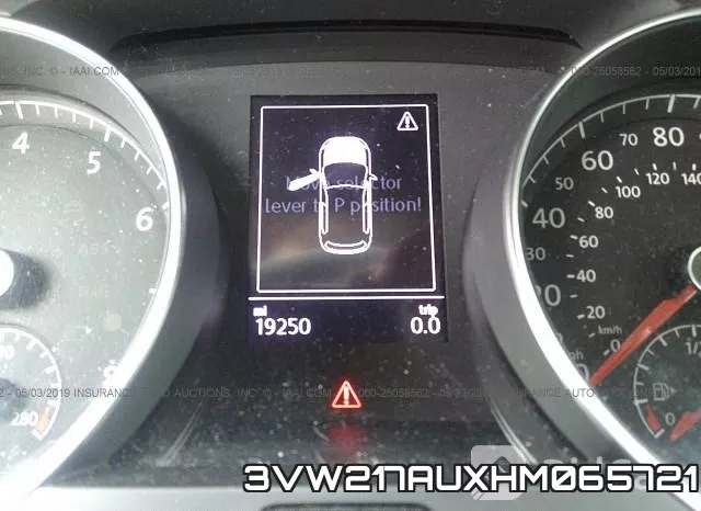 3VW217AUXHM065721_7.webp