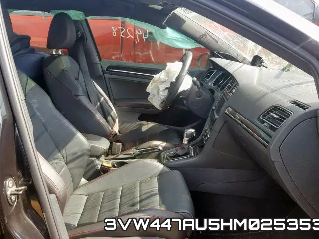 3VW447AU5HM025353_5.webp